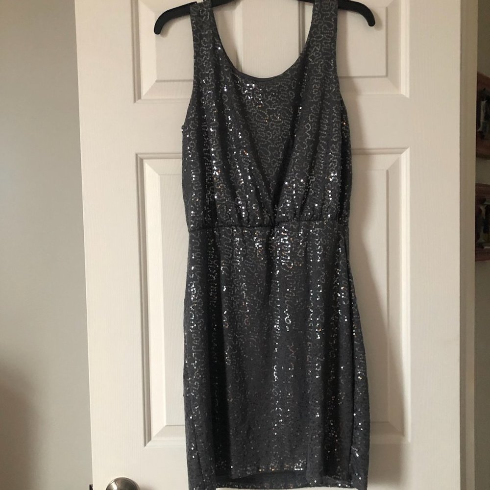 Carrie Allen Grey Sequin Dress - NWT - Medium